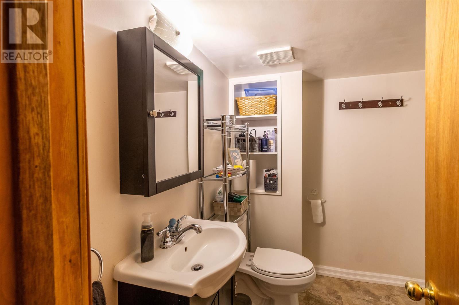 523 Mcnabb St, Sault Ste. Marie, Ontario  P6B 1Z5 - Photo 25 - SM260768