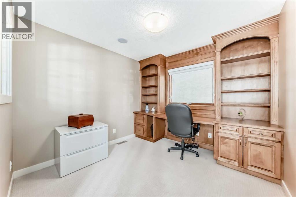 273 Everglade Circle SW, Calgary, Alberta  T2Y 4M8 - Photo 24 - A2290246