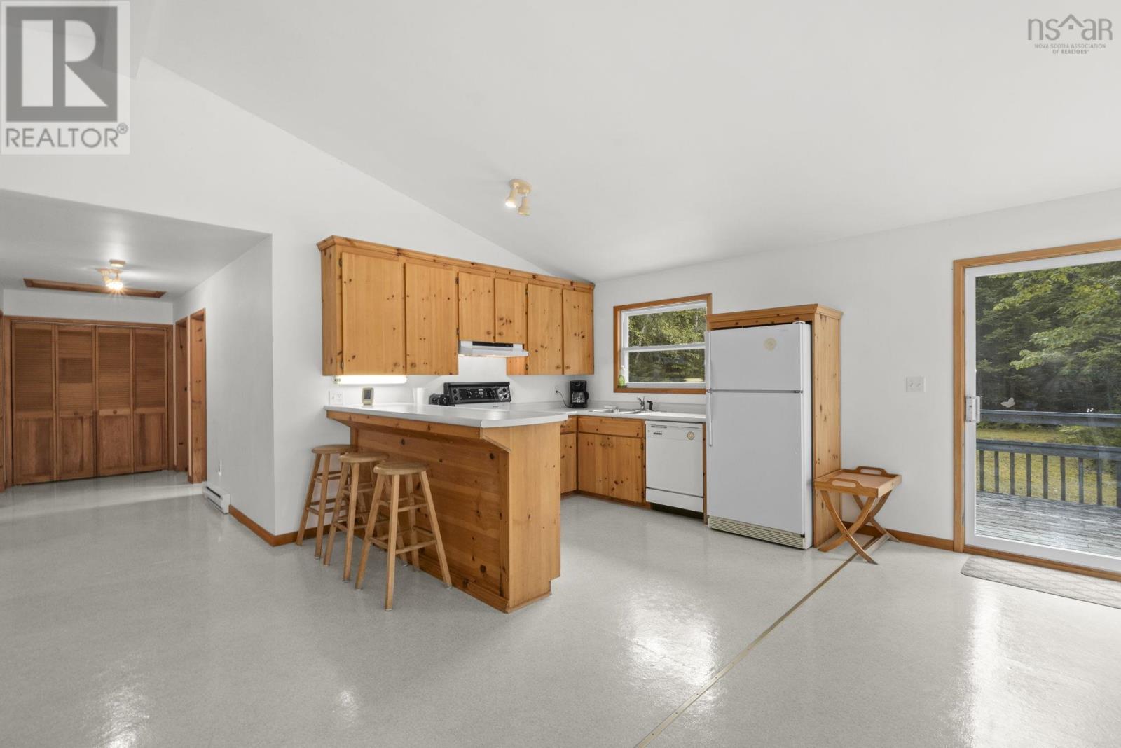 376 Lakefront Drive, Chelsea, Nova Scotia  B4V 7M9 - Photo 11 - 202608533