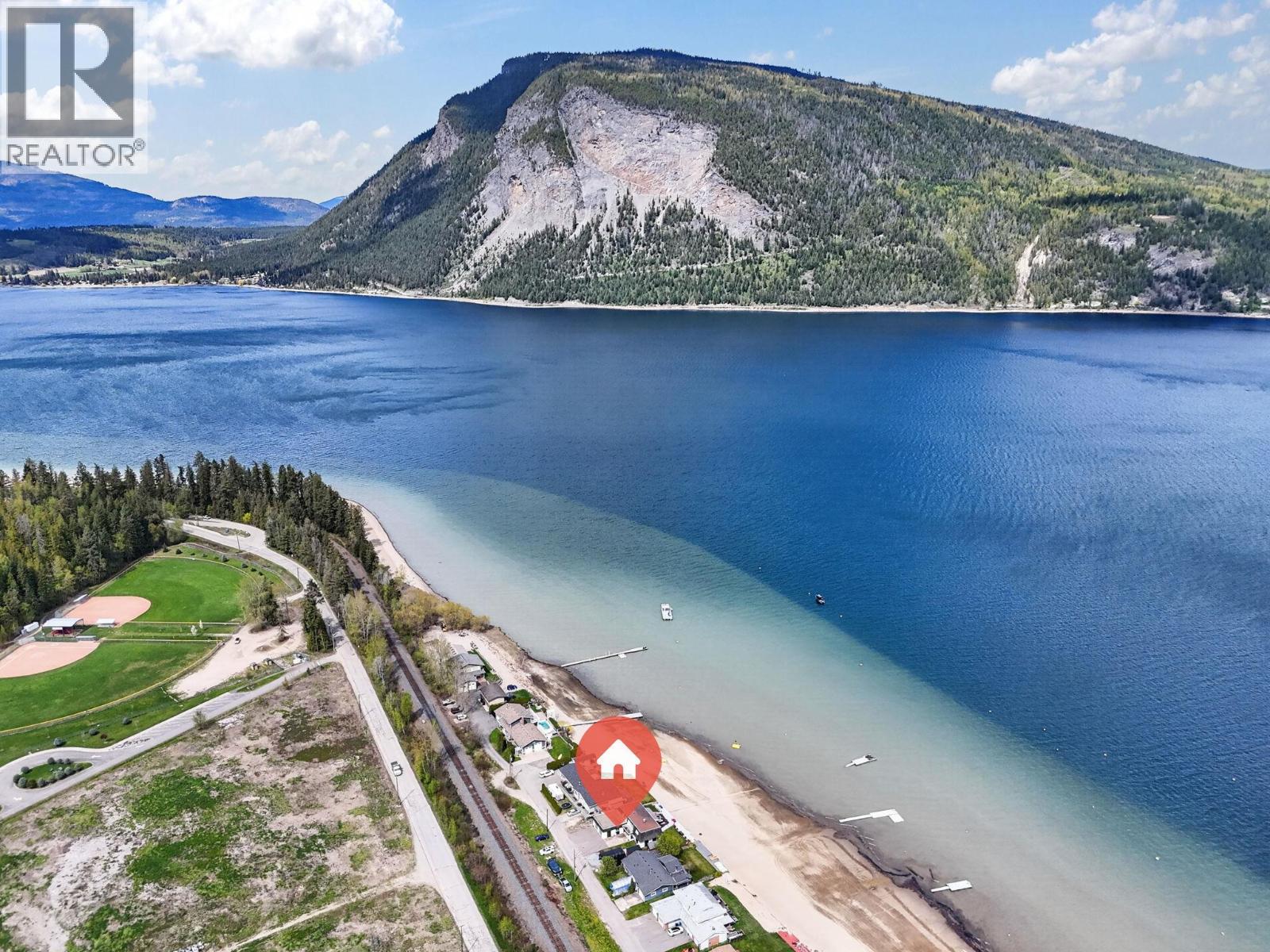 4581 75 Avenue NE, Salmon Arm, British Columbia  V0E 1K0 - Photo 2 - 10384757