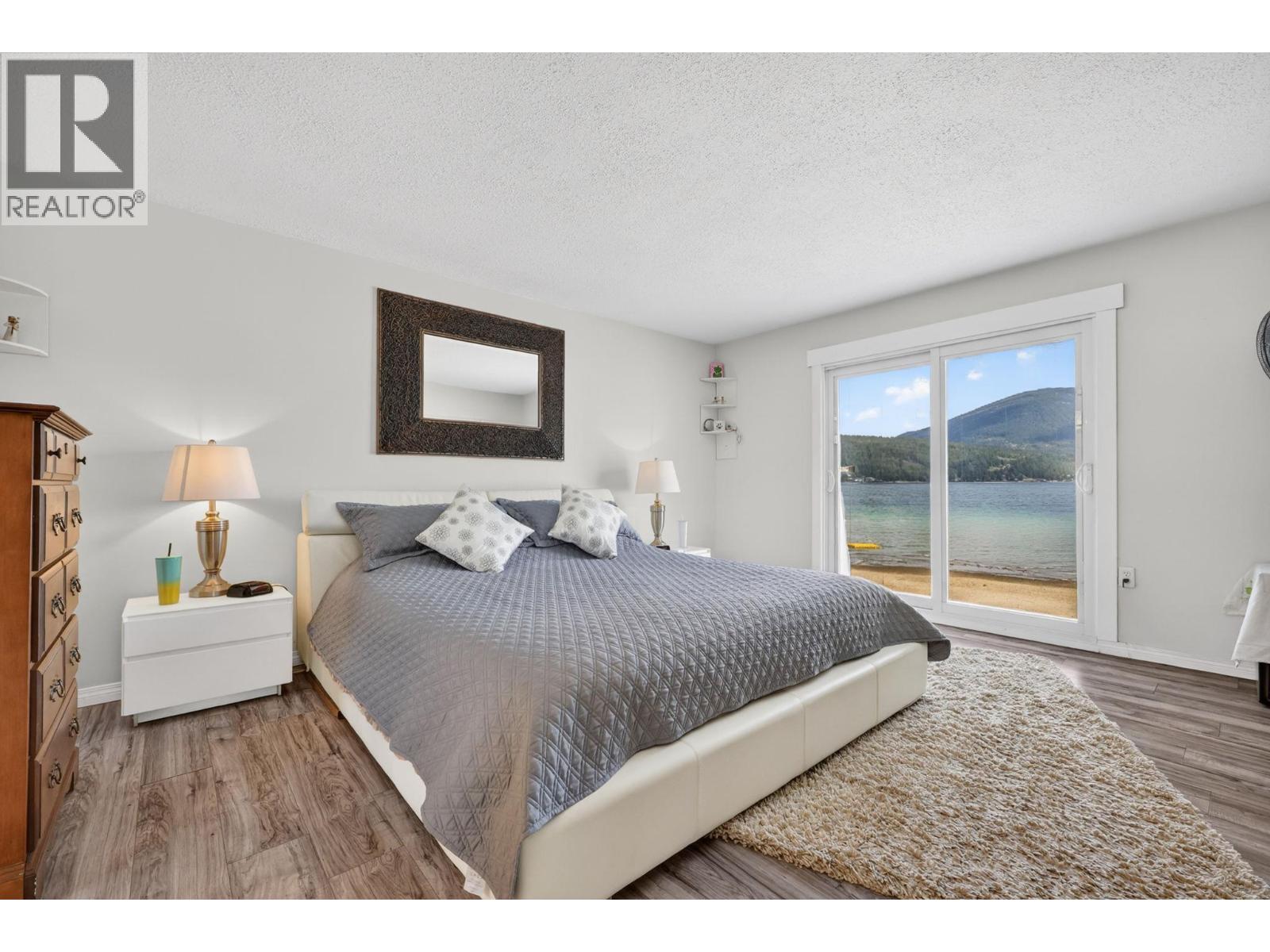 4581 75 Avenue NE, Salmon Arm, British Columbia  V0E 1K0 - Photo 37 - 10384757