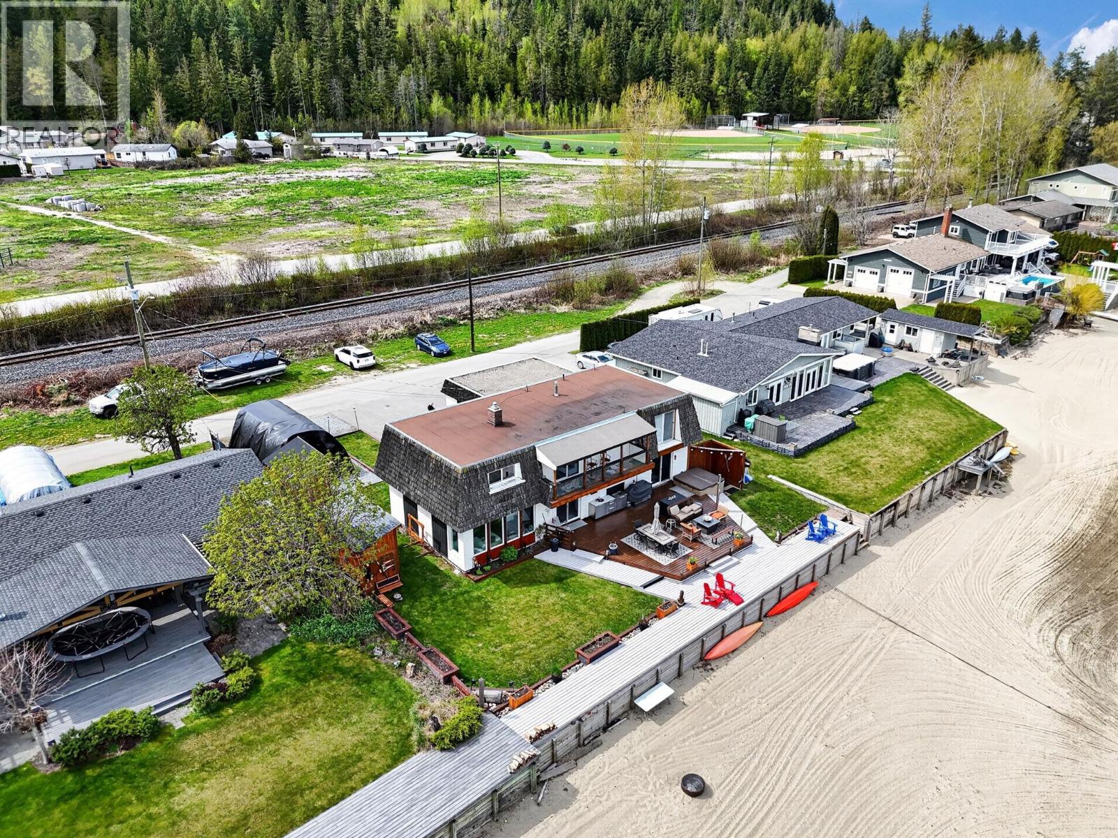 4581 75 Avenue NE, Salmon Arm, British Columbia  V0E 1K0 - Photo 73 - 10384757