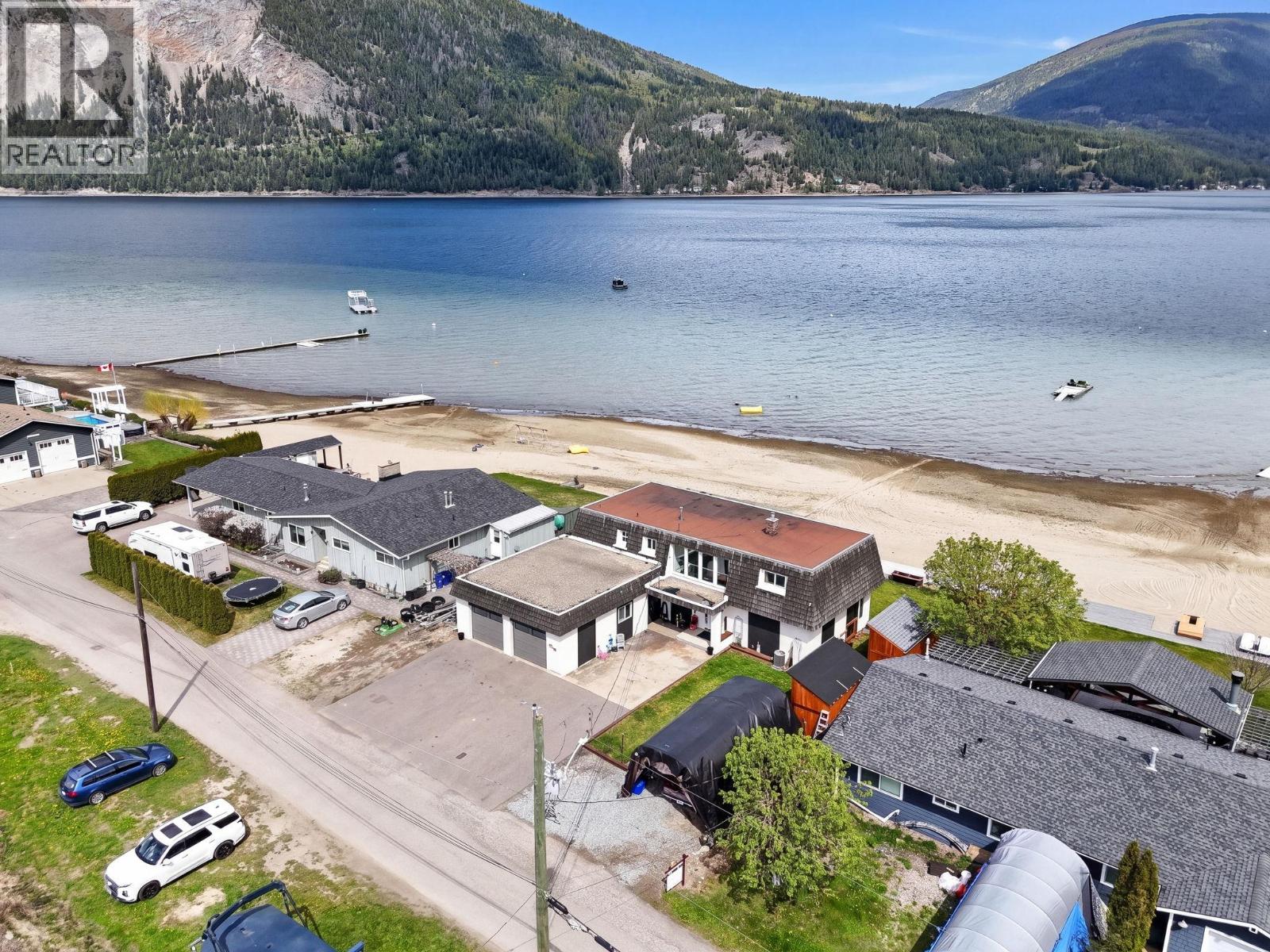 4581 75 Avenue NE, Salmon Arm, British Columbia  V0E 1K0 - Photo 72 - 10384757