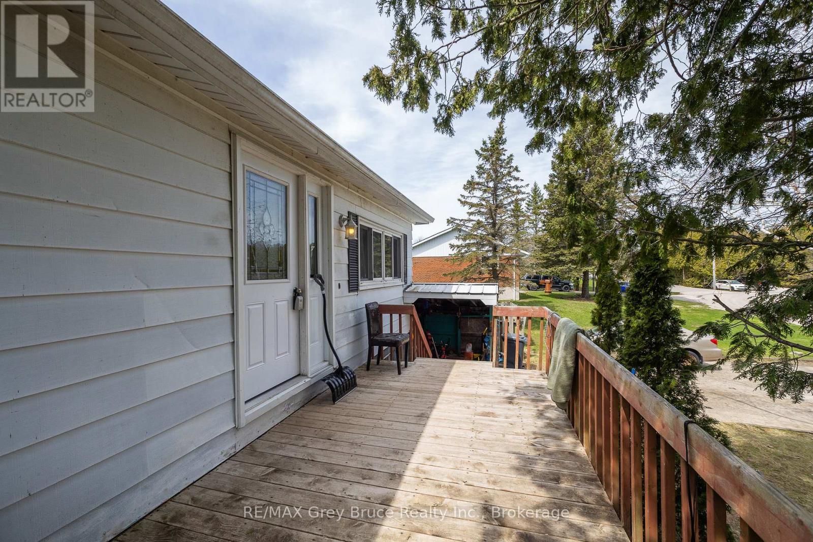 9 Hector Street, South Bruce Peninsula, Ontario  N0H 2T0 - Photo 4 - X13041550