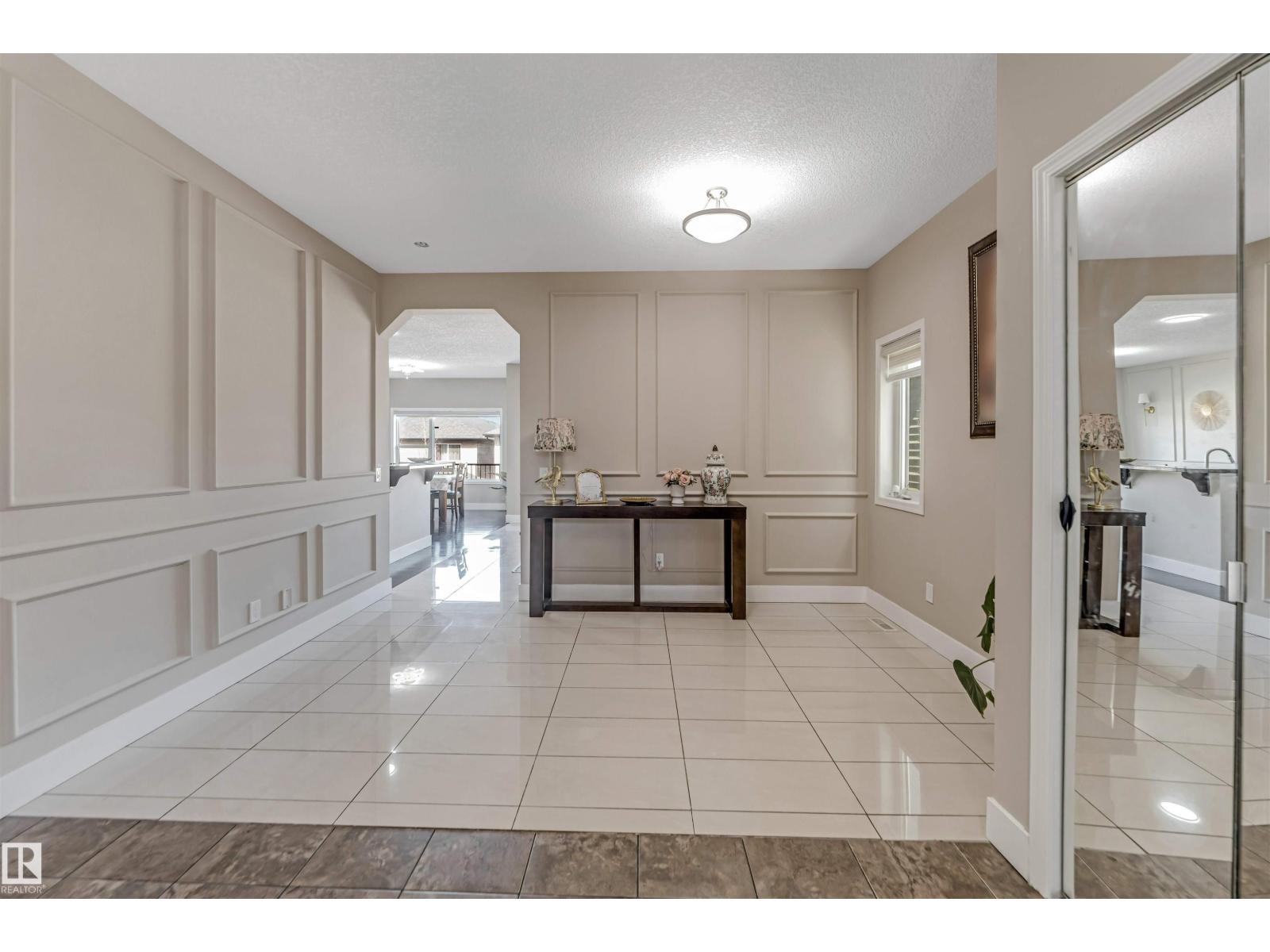 5156 2 Av Sw, Edmonton, Alberta  T6X 0R4 - Photo 11 - E4484039