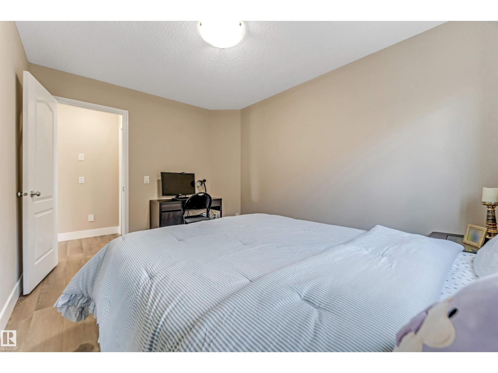 5156 2 Av Sw, Edmonton, Alberta  T6X 0R4 - Photo 39 - E4484039