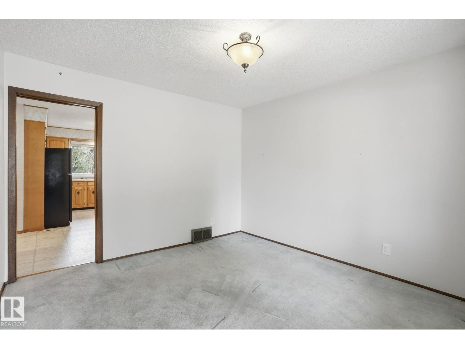 14848 64 Av Nw, Edmonton, Alberta  T6H 4Y4 - Photo 10 - E4484042