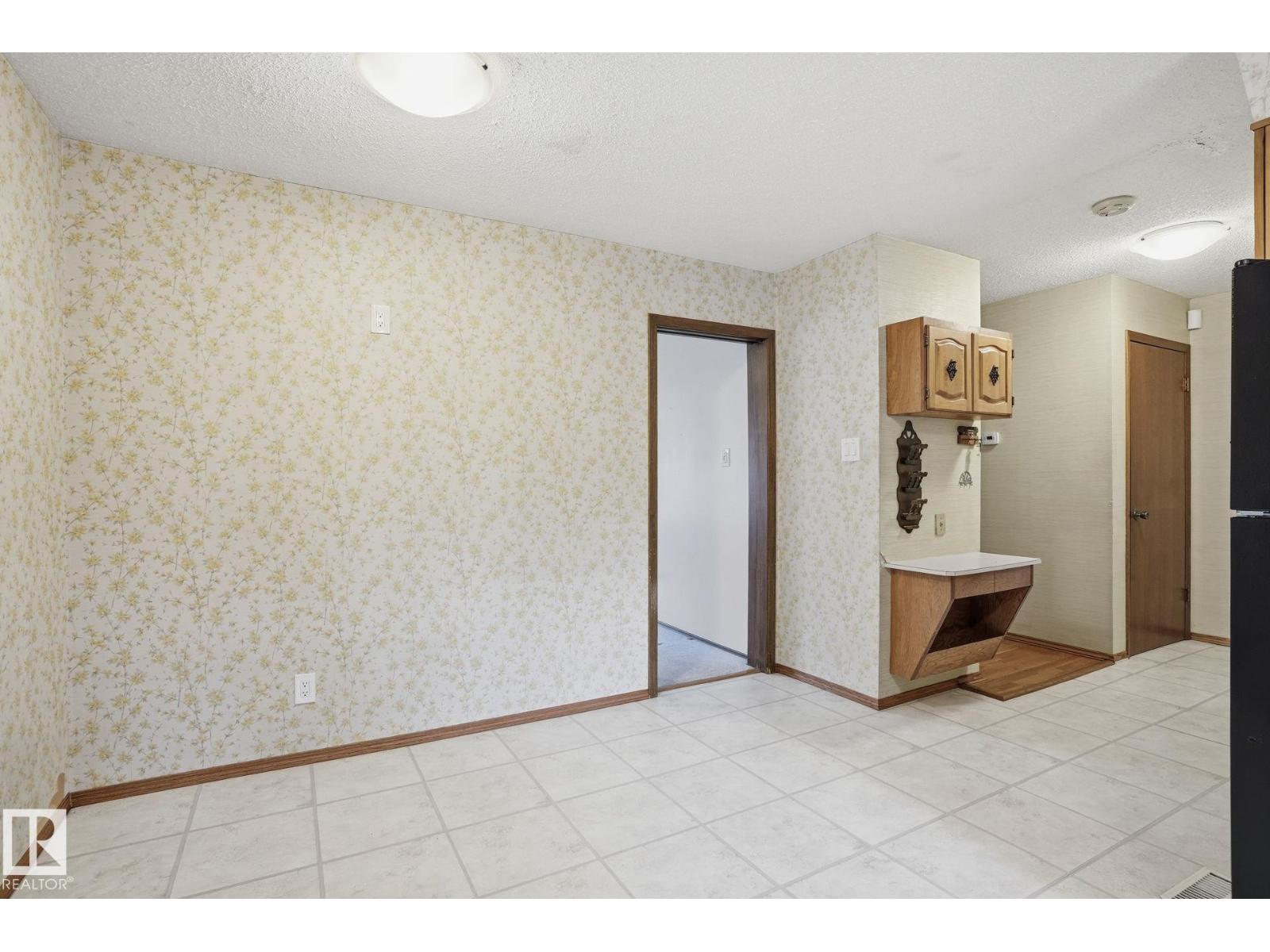 14848 64 Av Nw, Edmonton, Alberta  T6H 4Y4 - Photo 13 - E4484042