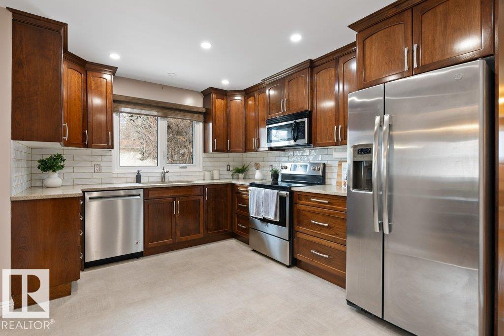 33 Fenwick Cr, St. Albert, Alberta  T8N 1W5 - Photo 9 - E4484043