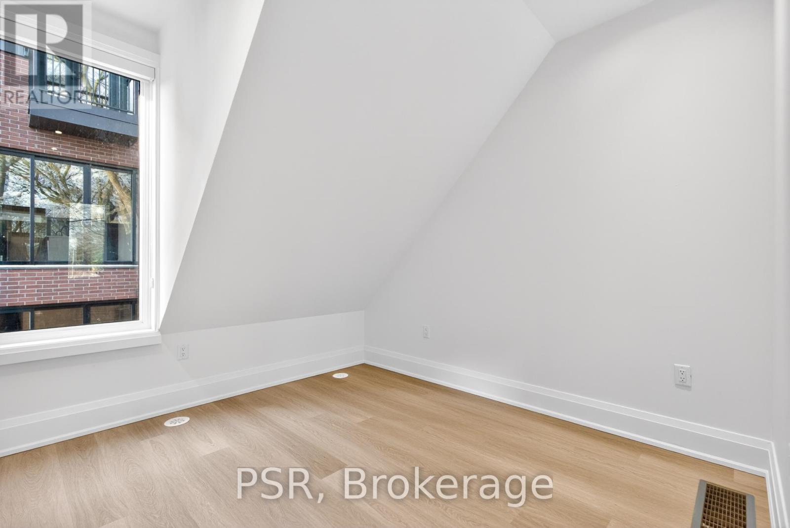 E - 57 Harriet Street, Toronto, Ontario  M4L 2G1 - Photo 15 - E13041220