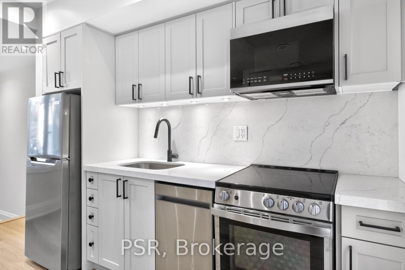 E - 57 Harriet Street, Toronto, Ontario  M4L 2G1 - Photo 3 - E13041220