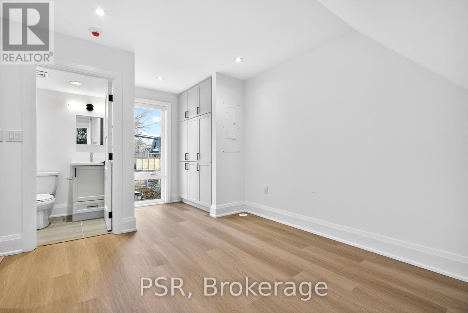 E - 55 Harriet Street, Toronto, Ontario  M4L 2G1 - Photo 13 - E13041240