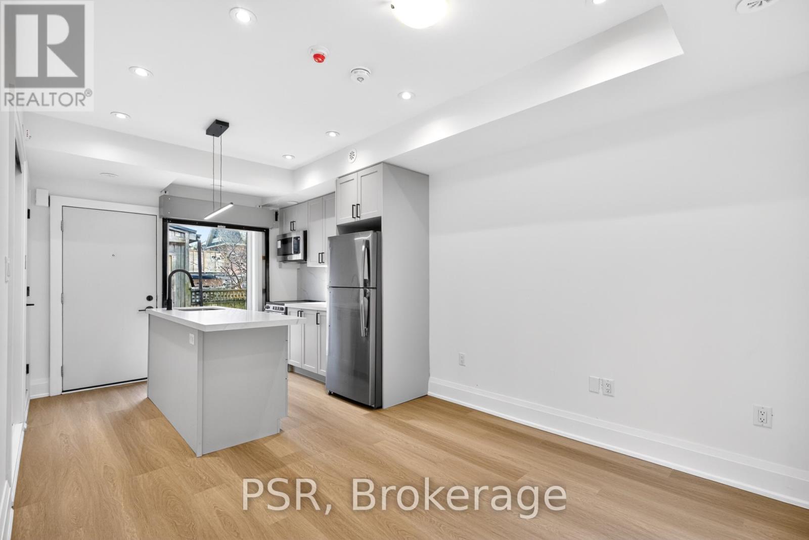 E - 55 Harriet Street, Toronto, Ontario  M4L 2G1 - Photo 2 - E13041240