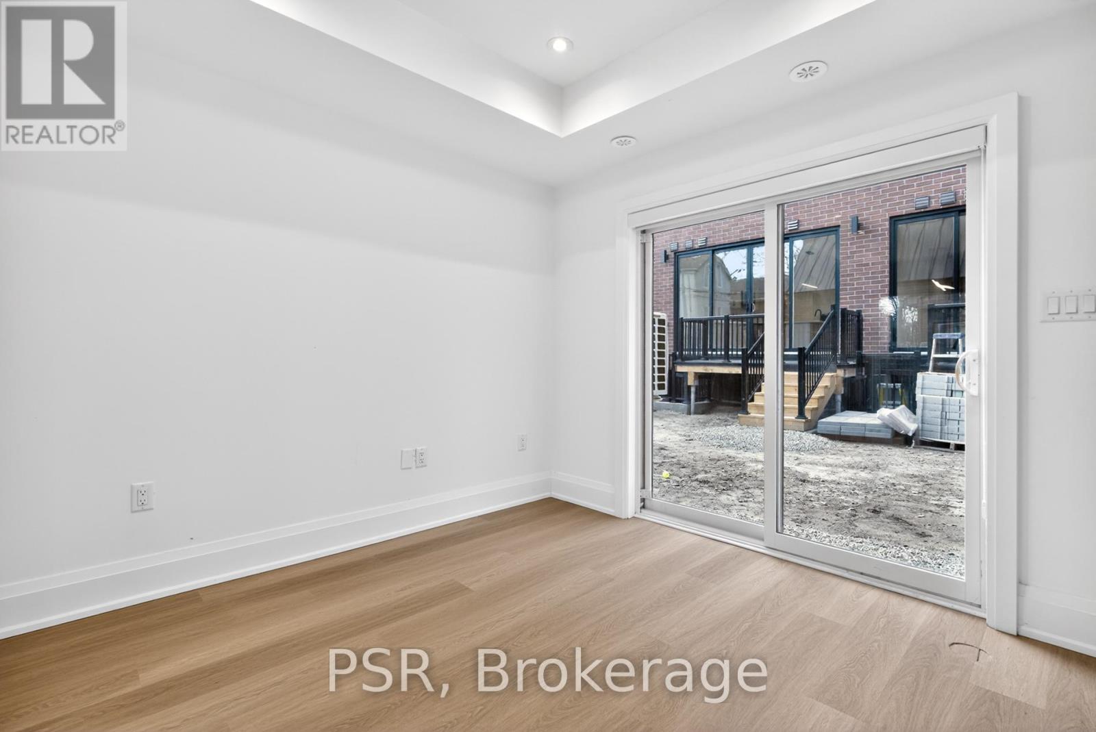 E - 55 Harriet Street, Toronto, Ontario  M4L 2G1 - Photo 8 - E13041240