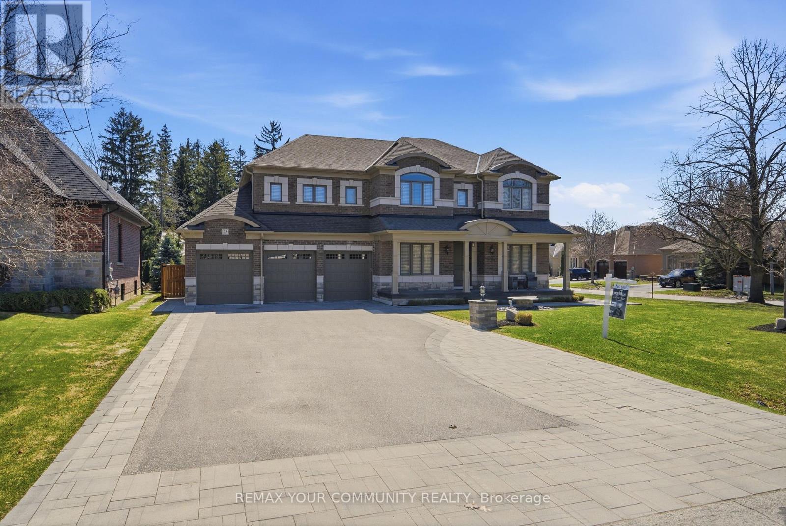 33 NORTH STREET, Whitby, Ontario