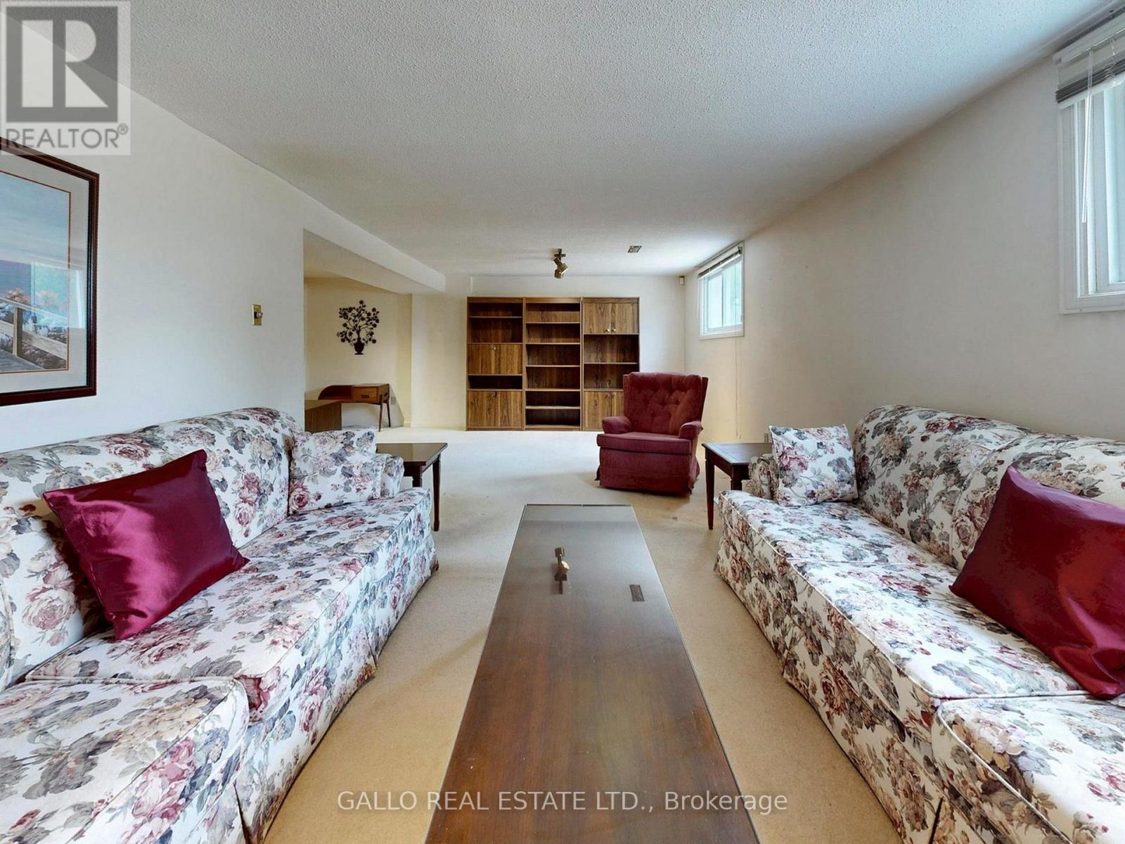 155 Goldhawk Trail, Toronto, Ontario  M1V 1X1 - Photo 14 - E13041494