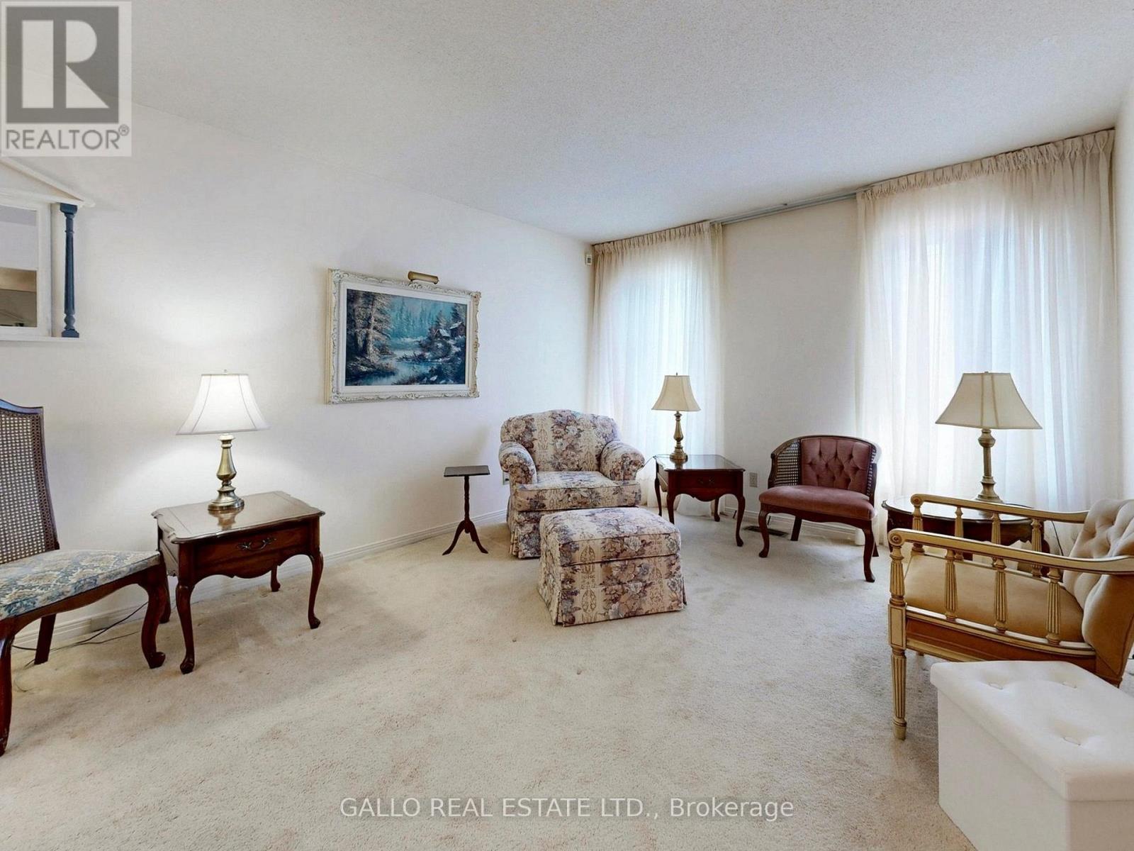 155 Goldhawk Trail, Toronto, Ontario  M1V 1X1 - Photo 3 - E13041494