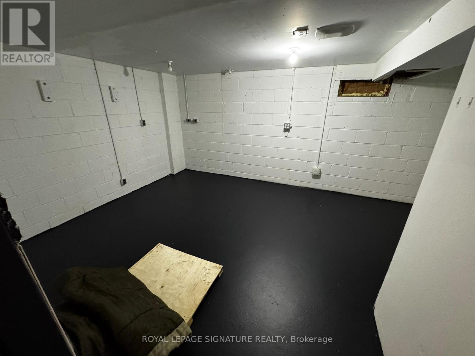 C - 1237 Woodbine Avenue, Toronto, Ontario  M4C 4E5 - Photo 10 - E13041538