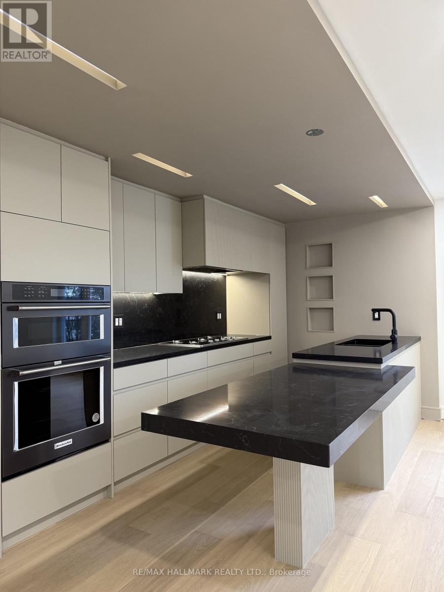 Main Floor - 189 Lloyd Avenue, Newmarket, Ontario  L3Y 5L4 - Photo 3 - N13041200