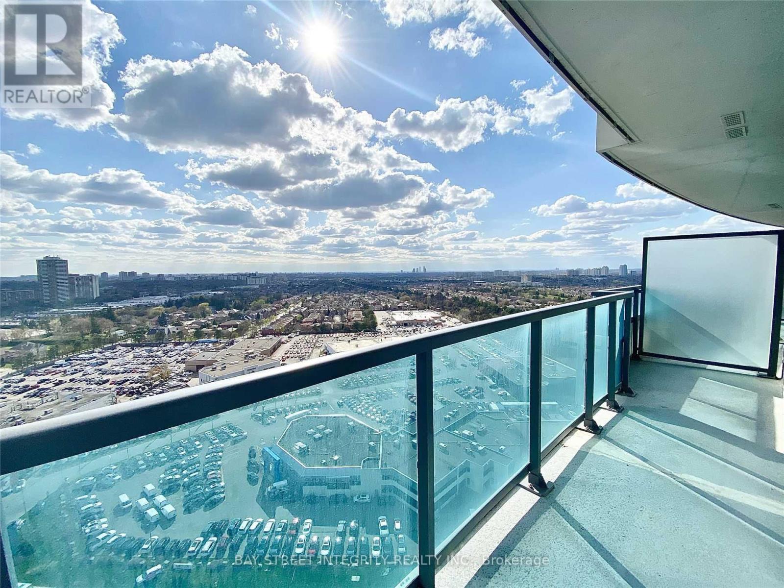 2010 - 7171 YONGE STREET, Markham, Ontario