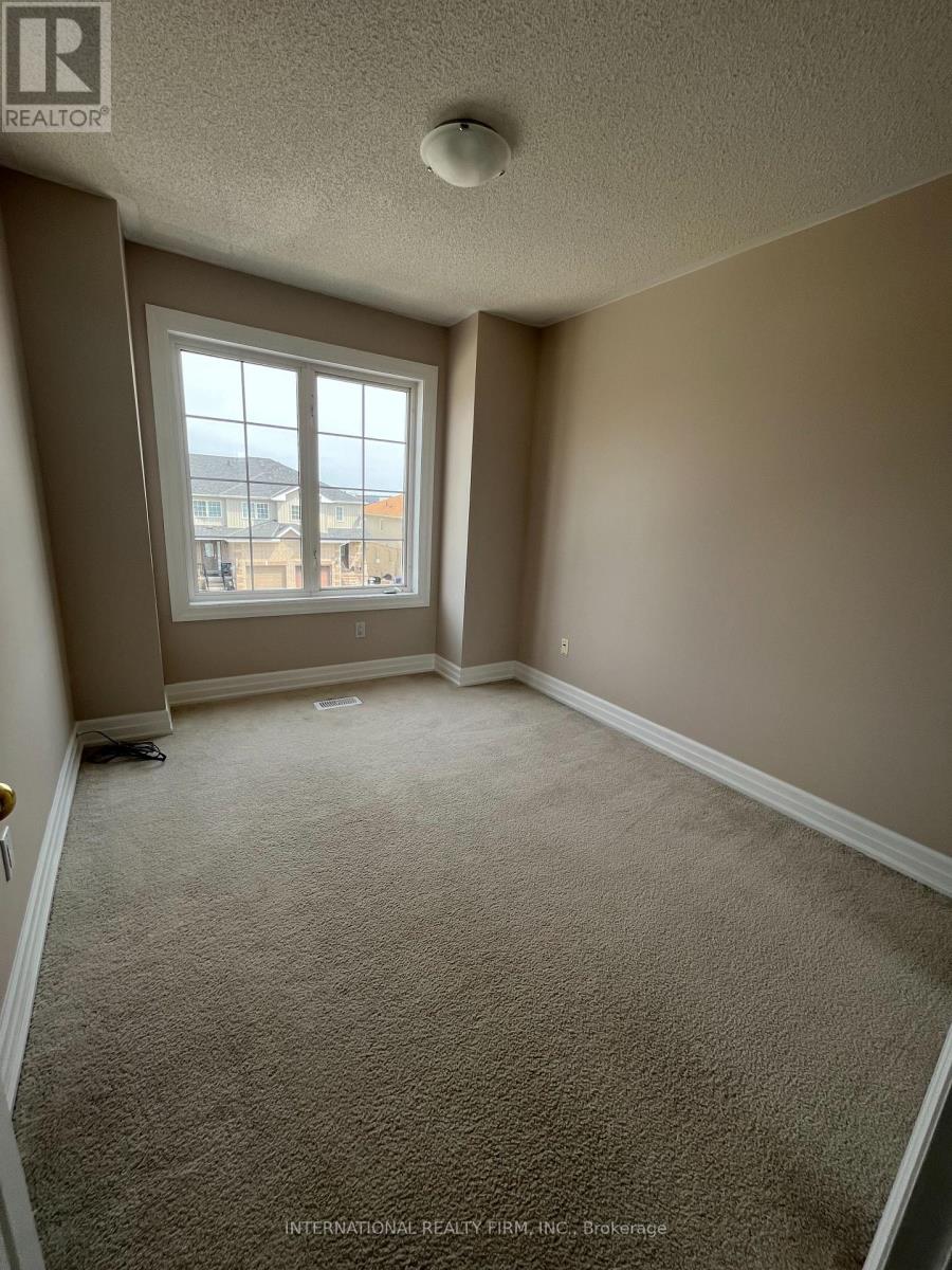 44 Natale Court, Bradford West Gwillimbury, Ontario  L3Z 3B1 - Photo 19 - N13041296