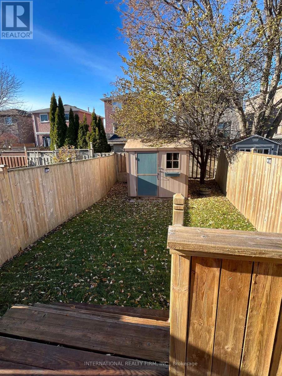 44 Natale Court, Bradford West Gwillimbury, Ontario  L3Z 3B1 - Photo 27 - N13041296