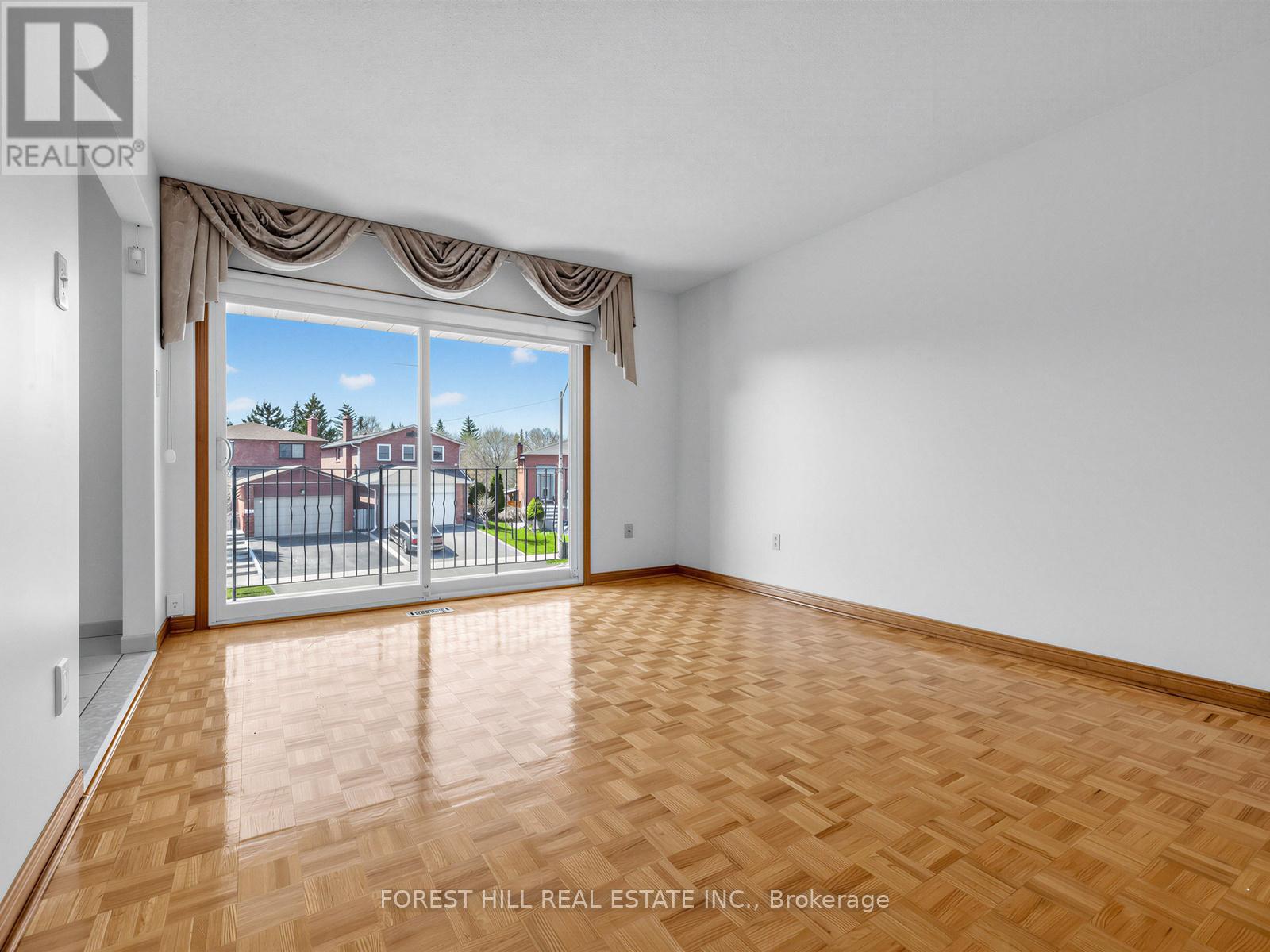 10 Boyne Highland Crescent, Vaughan, Ontario  L4K 1K4 - Photo 12 - N13041310