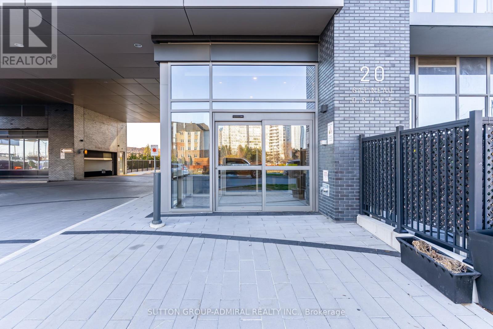 1010 - 20 Gatineau Drive, Vaughan, Ontario  L4J 0L3 - Photo 26 - N13041398