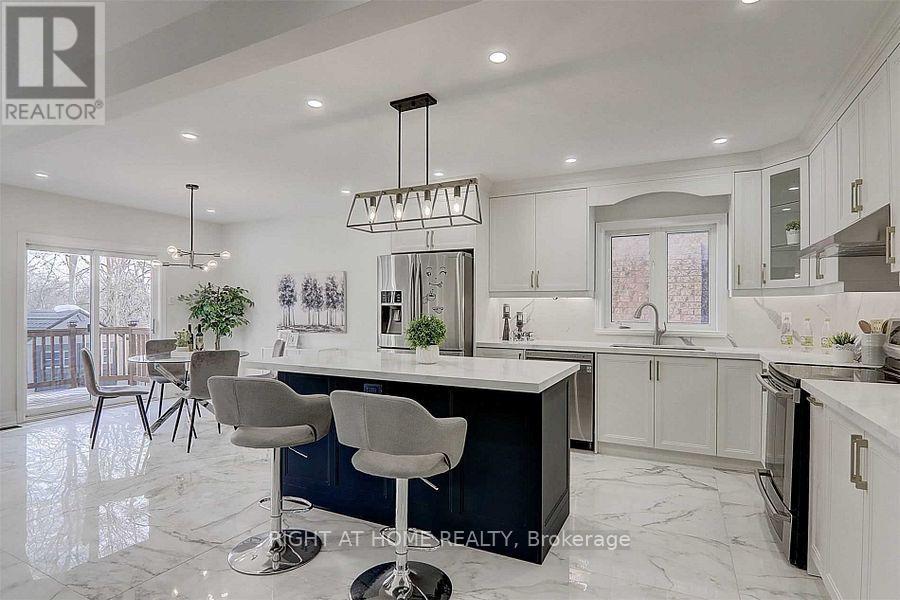 57 Bayswater Avenue, Richmond Hill, Ontario  L4E 4E6 - Photo 10 - N13041456