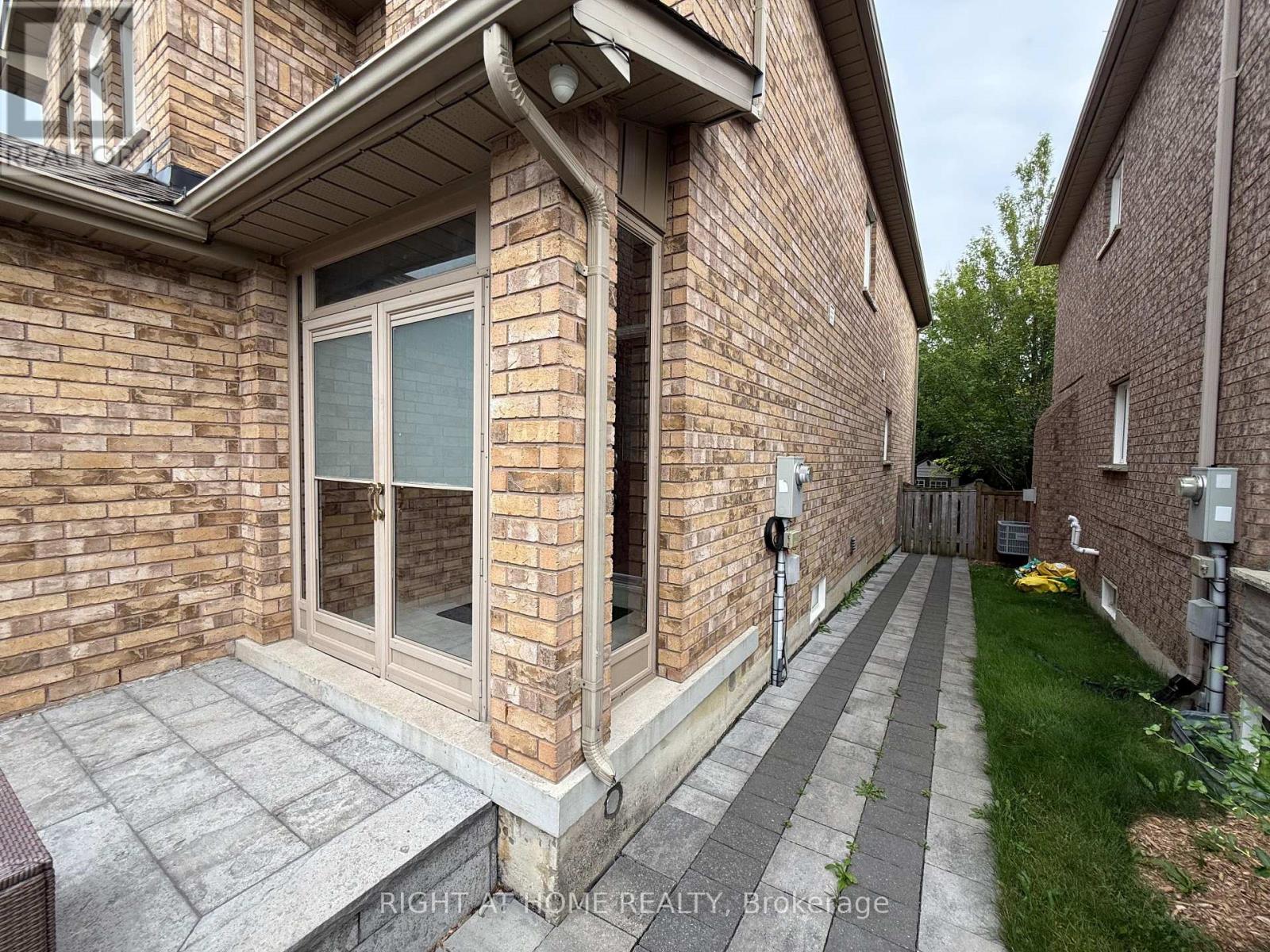 57 Bayswater Avenue, Richmond Hill, Ontario  L4E 4E6 - Photo 37 - N13041456