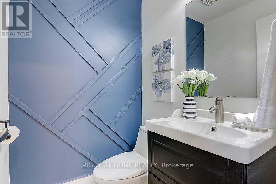 57 Bayswater Avenue, Richmond Hill, Ontario  L4E 4E6 - Photo 4 - N13041456