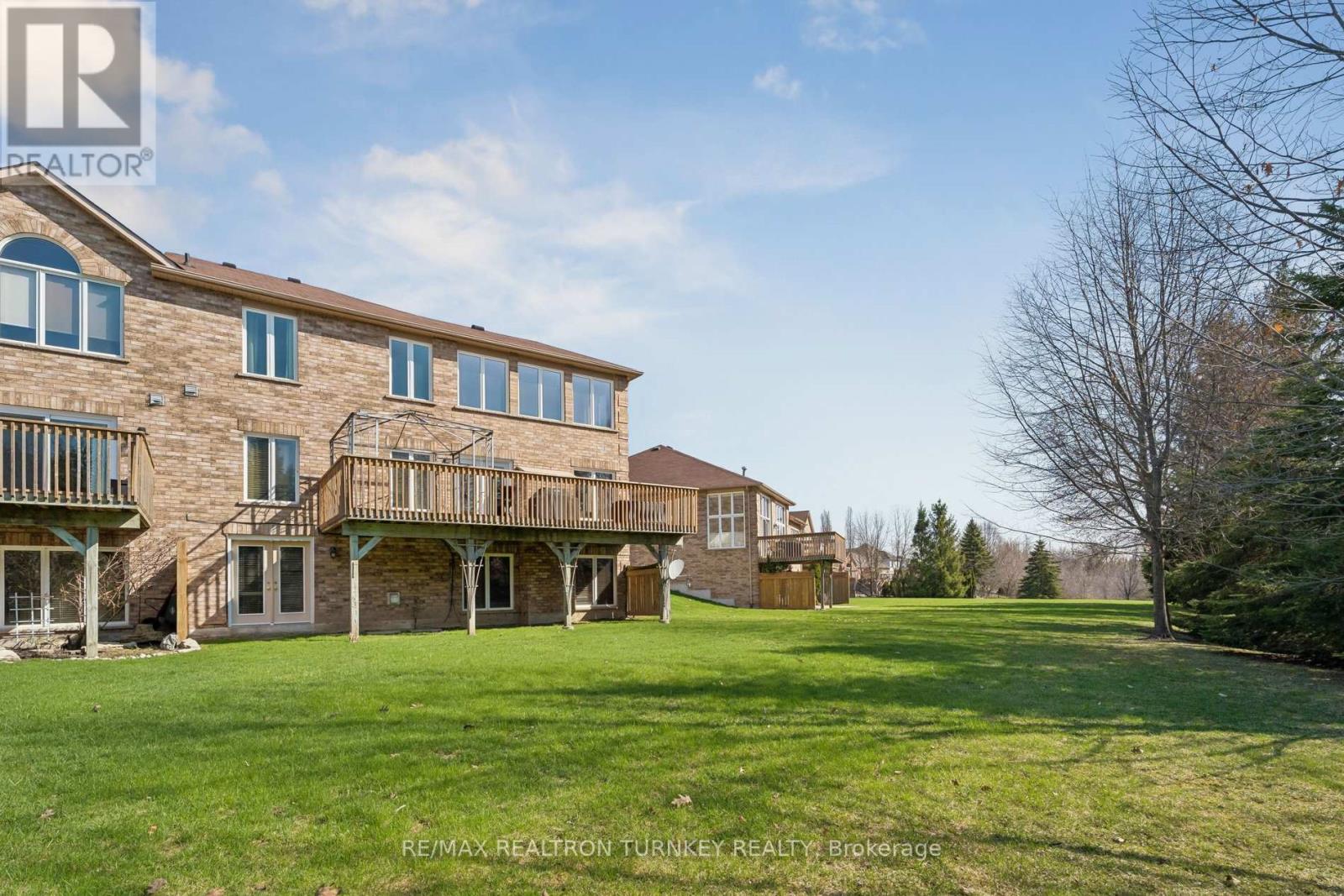 440 Morley Cook Crescent, Newmarket, Ontario  L3X 2M3 - Photo 41 - N13041476