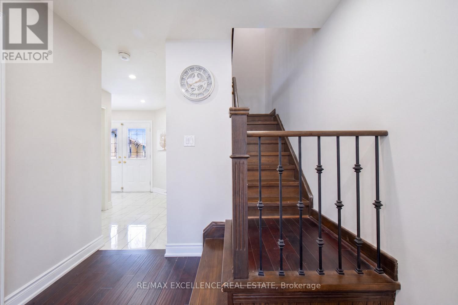 18 Manett Crescent, Brampton, Ontario  L6X 4X4 - Photo 17 - W13034062