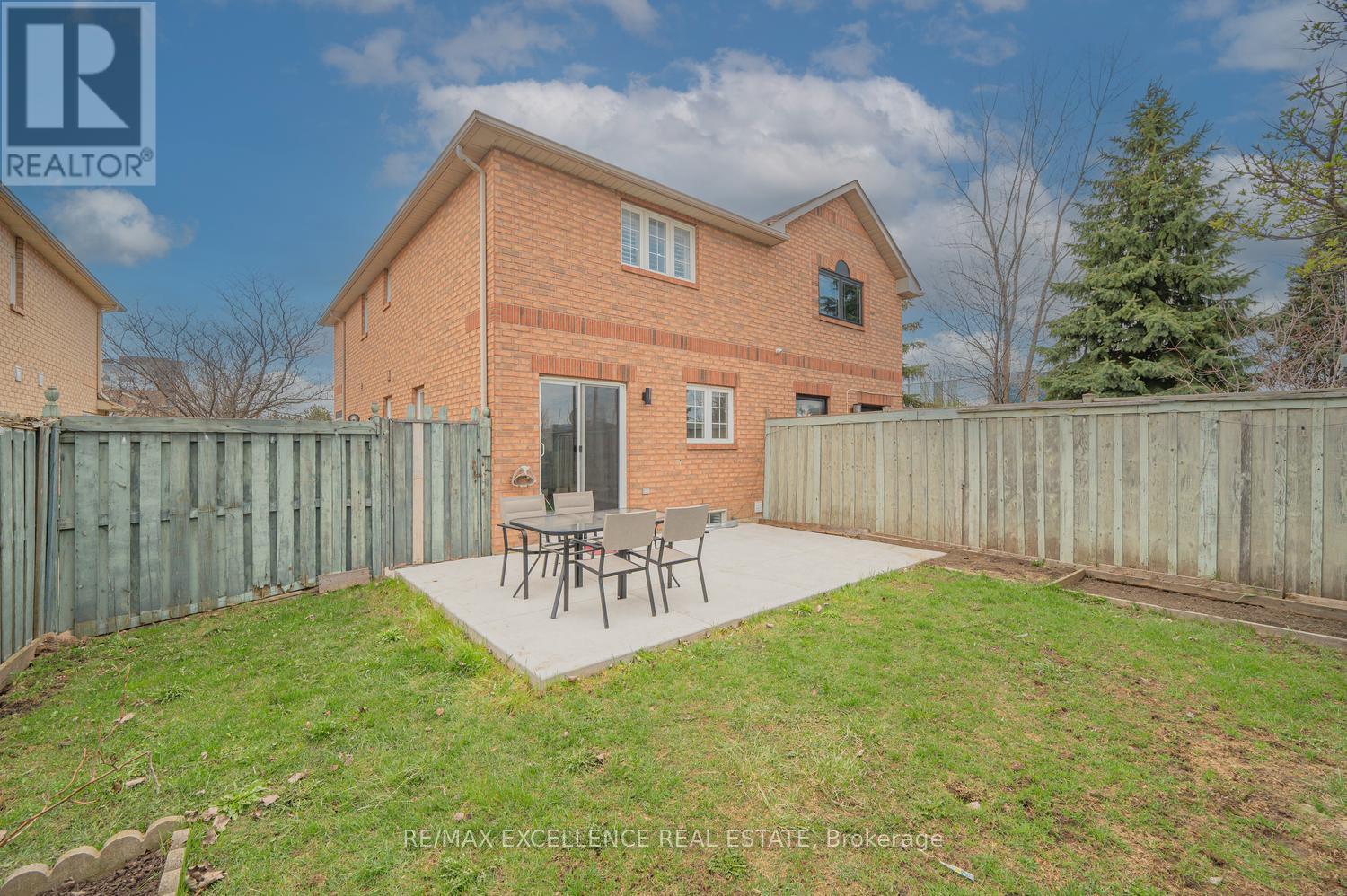 18 Manett Crescent, Brampton, Ontario  L6X 4X4 - Photo 37 - W13034062