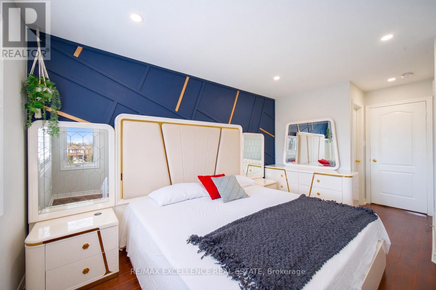 18 Manett Crescent, Brampton, Ontario  L6X 4X4 - Photo 23 - W13034062