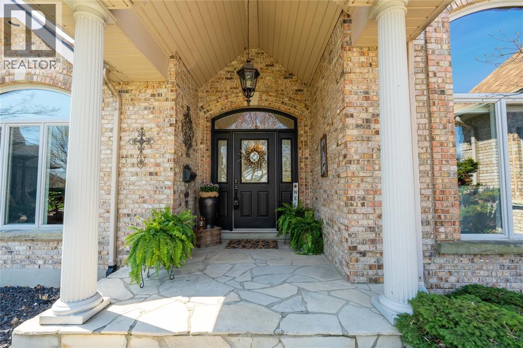 1301 Daley Avenue, Sarnia, Ontario  N7S 5X3 - Photo 2 - 26009146