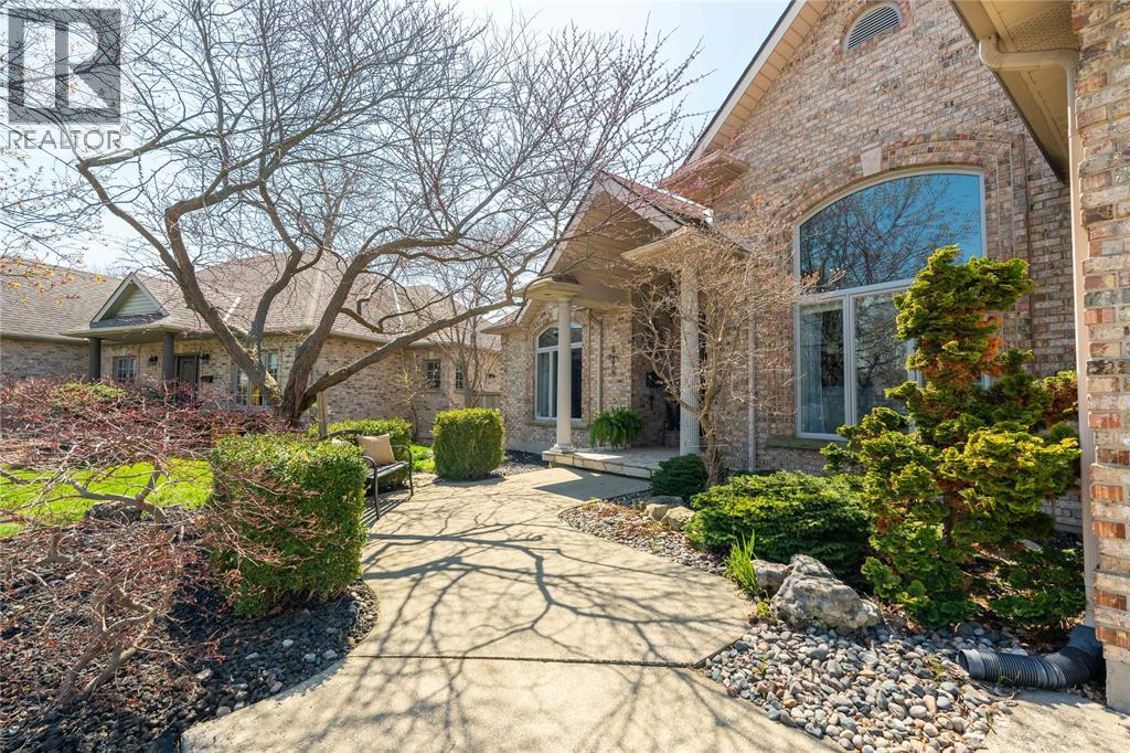 1301 Daley Avenue, Sarnia, Ontario  N7S 5X3 - Photo 3 - 26009146