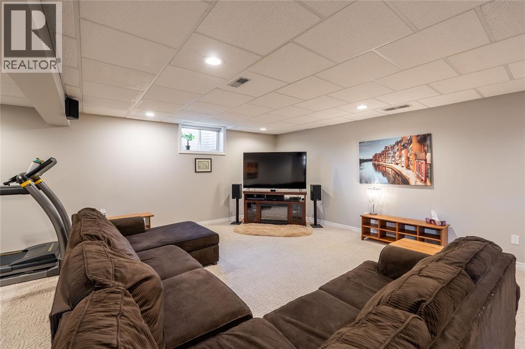 1301 Daley Avenue, Sarnia, Ontario  N7S 5X3 - Photo 31 - 26009146