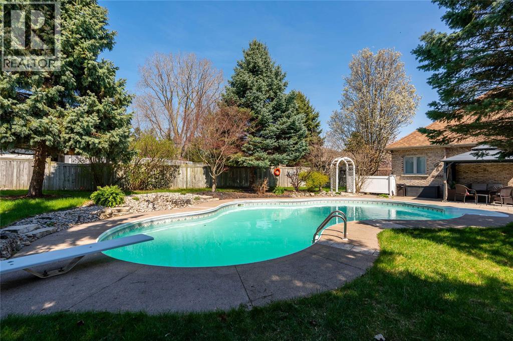 1301 Daley Avenue, Sarnia, Ontario  N7S 5X3 - Photo 48 - 26009146