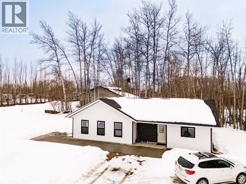 9805 95 Street, La Crete, Alberta  T0H 2H0 - Photo 3 - A2300380