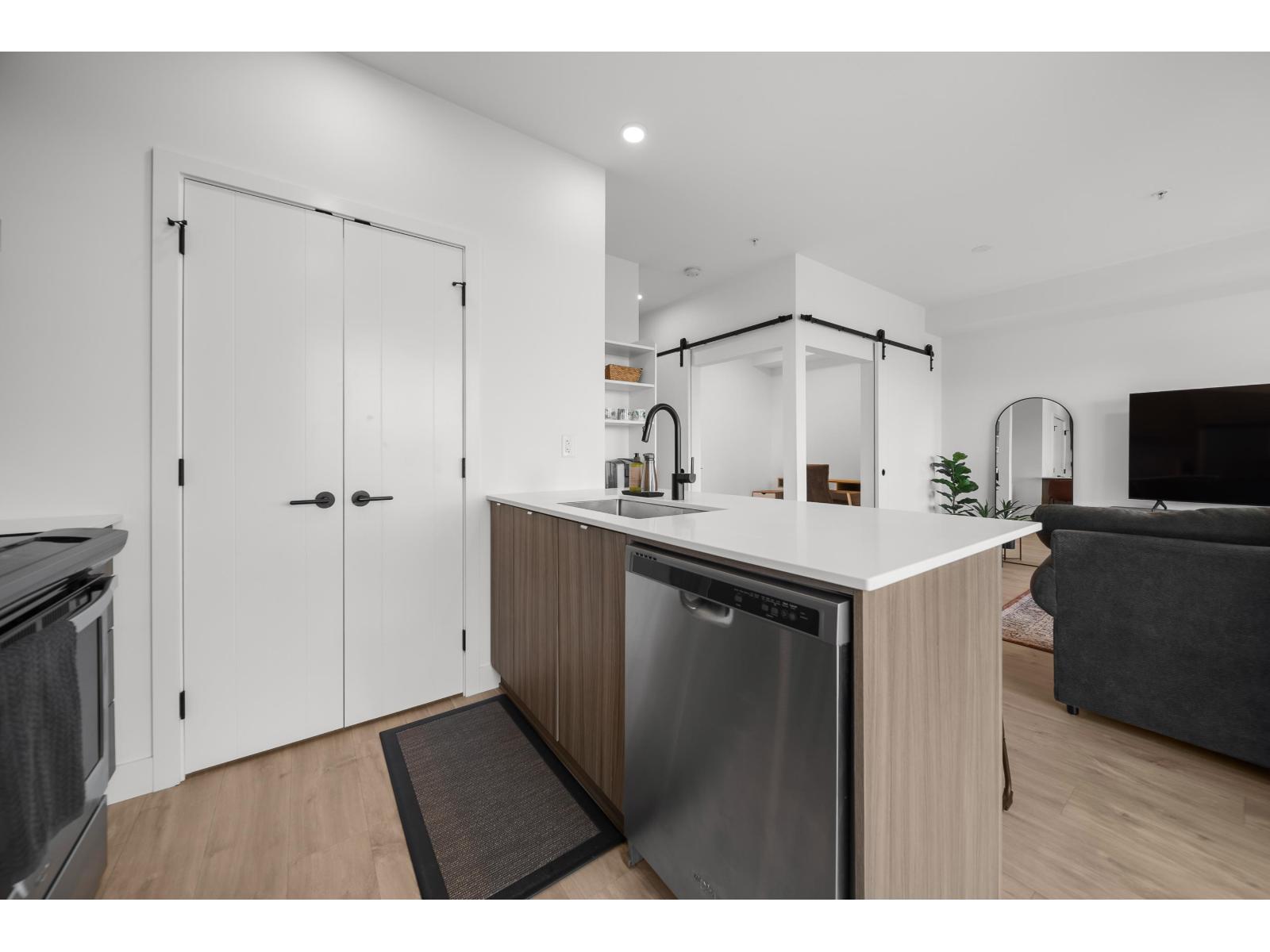 414 32838 Landeau Place, Abbotsford, British Columbia  V2S 0M6 - Photo 10 - R3105238