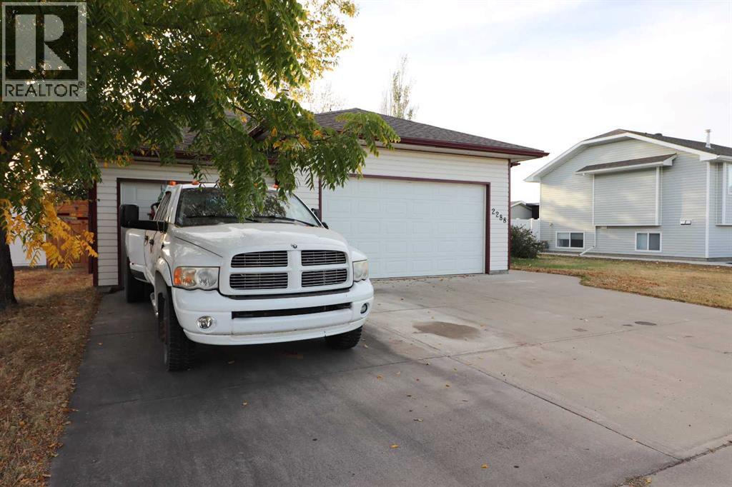 2288 7 Avenue Ne, Medicine Hat, Alberta  T1C 1K5 - Photo 43 - A2300437