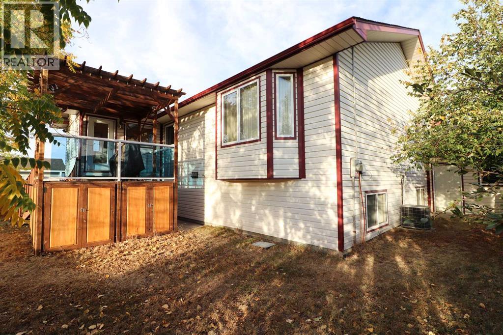 2288 7 Avenue Ne, Medicine Hat, Alberta  T1C 1K5 - Photo 47 - A2300437