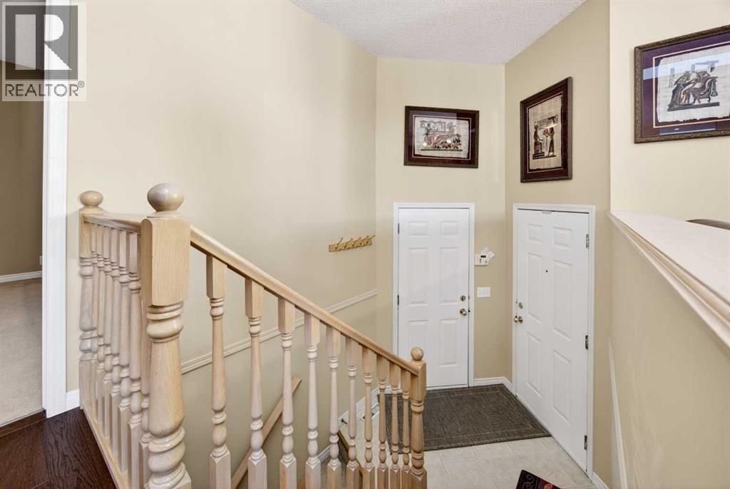 110 Citadel Crest Circle NW, Calgary, Alberta  T3G 4G3 - Photo 3 - A2303145