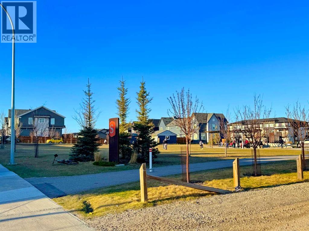 55 Savanna Park Ne, Calgary, Alberta  T3J 0Y8 - Photo 2 - A2303353