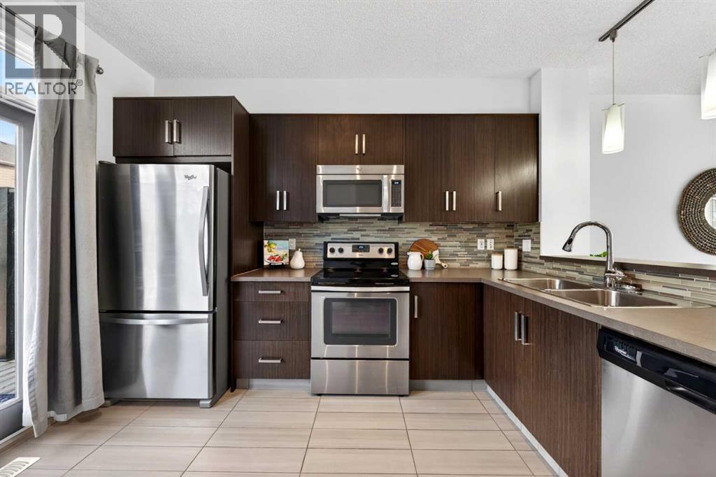 8 Walden Walk SE, Calgary, Alberta  T2X 0Y4 - Photo 12 - A2304343