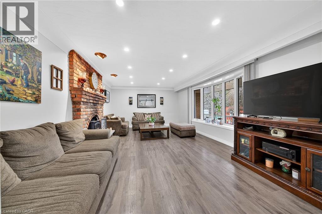 1549 Guyatt Road, Binbrook, Ontario  L0R 1C0 - Photo 6 - 40823692