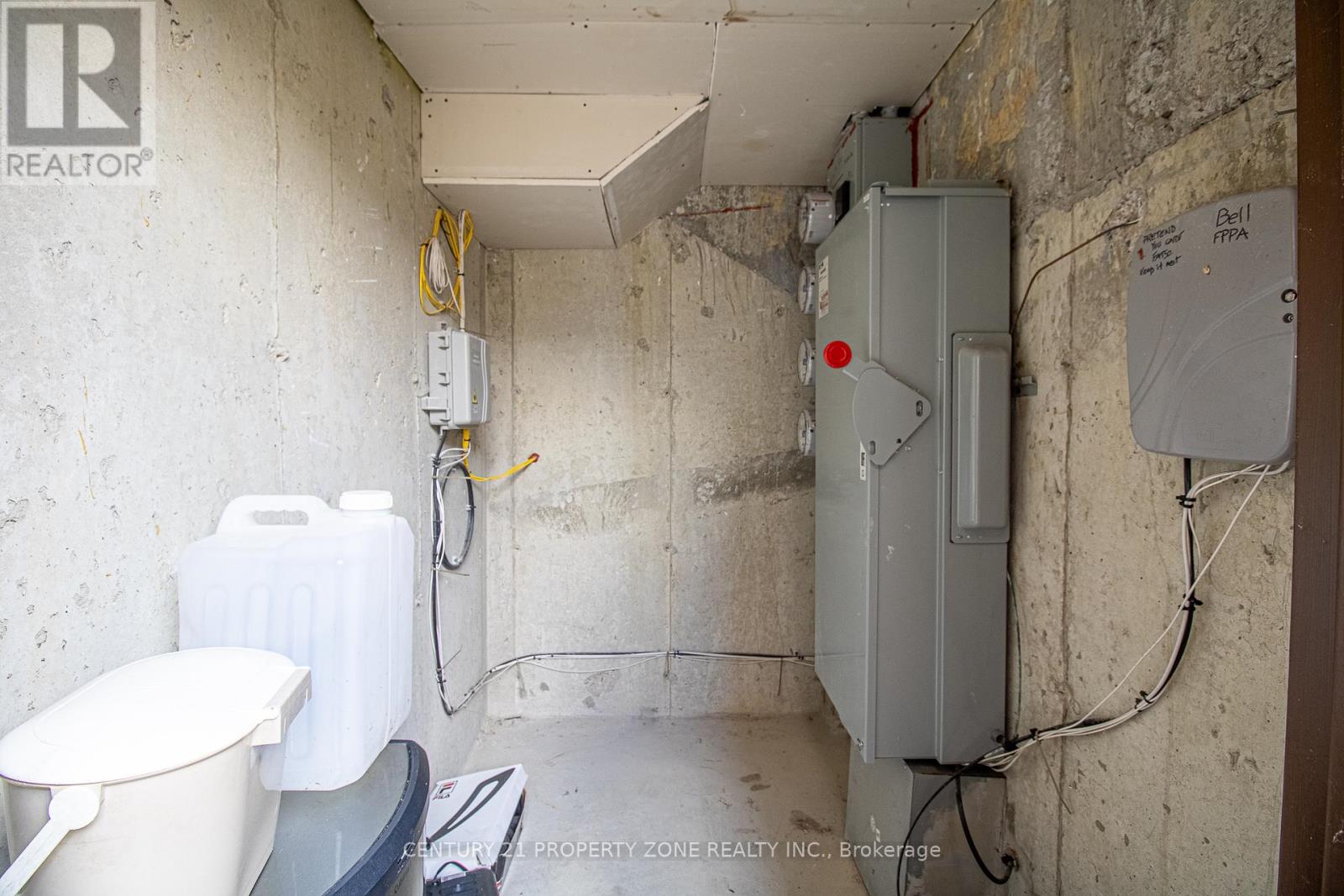 1 - 155 William Duncan Road, Toronto, Ontario  M3K 0B9 - Photo 35 - W13041250