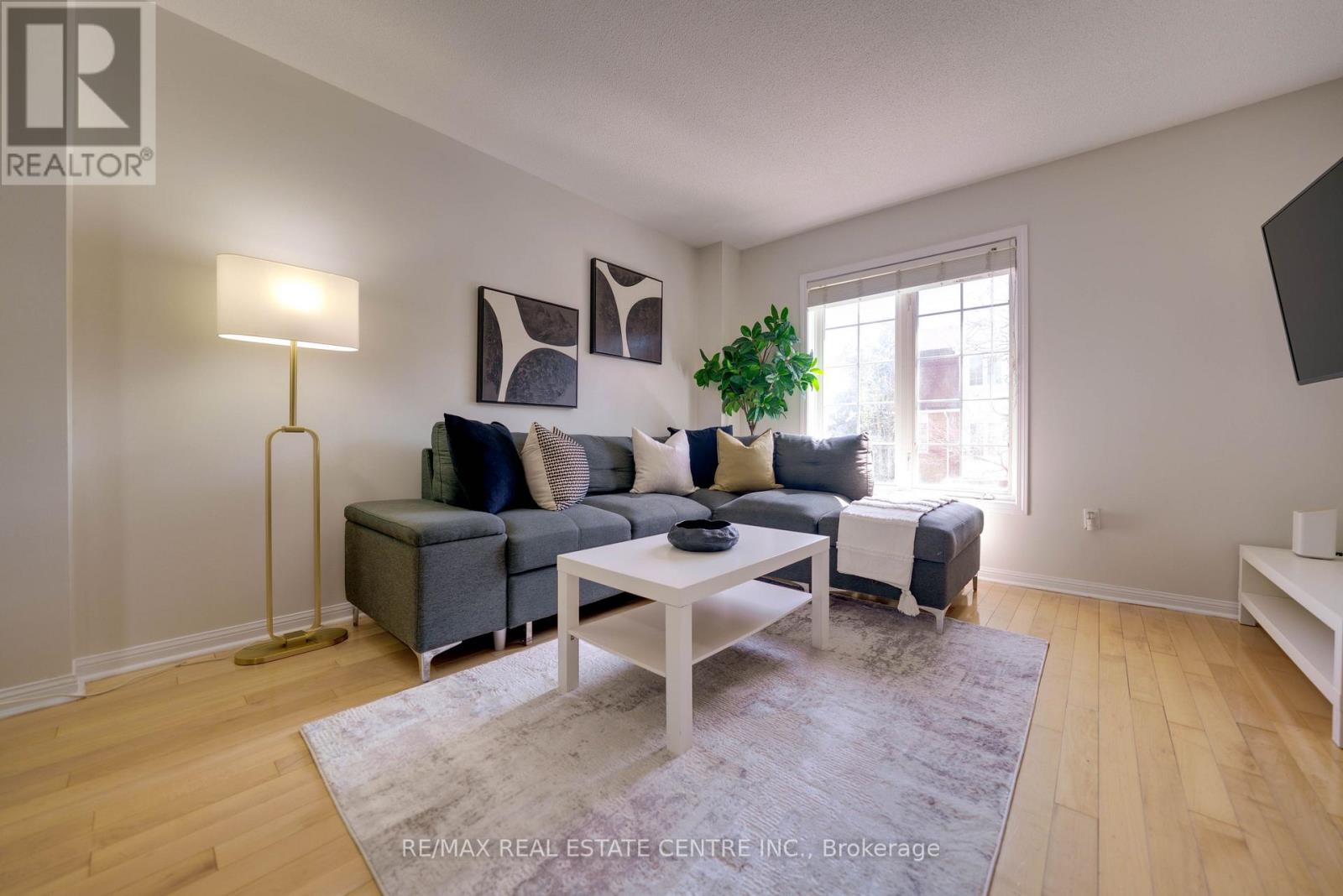 18 - 1525 South Parade Court, Mississauga, Ontario  L5M 6E9 - Photo 2 - W13041252