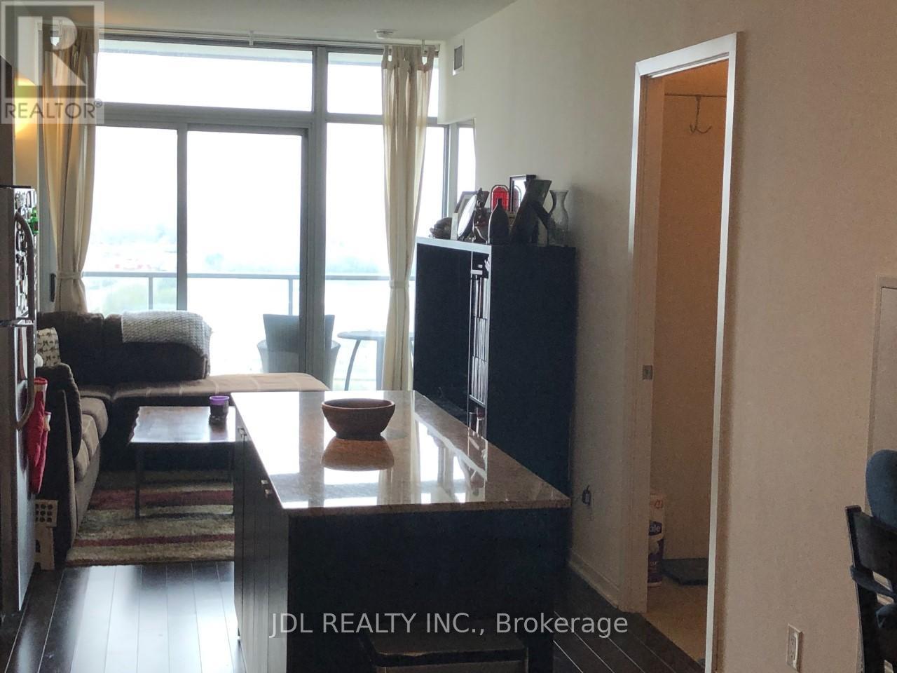 2404 - 105 The Queensway Avenue, Toronto, Ontario  M6S 5B3 - Photo 13 - W13041372